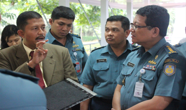 presentasi tni al 7